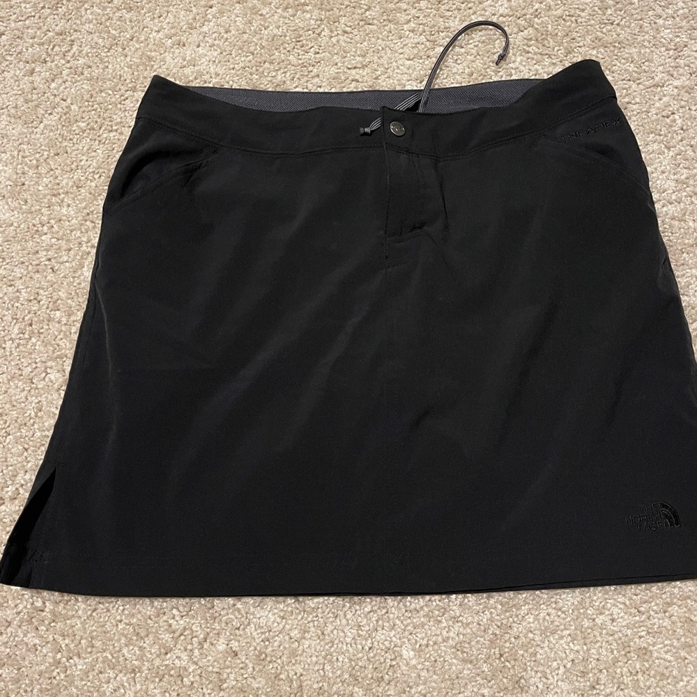 Skort